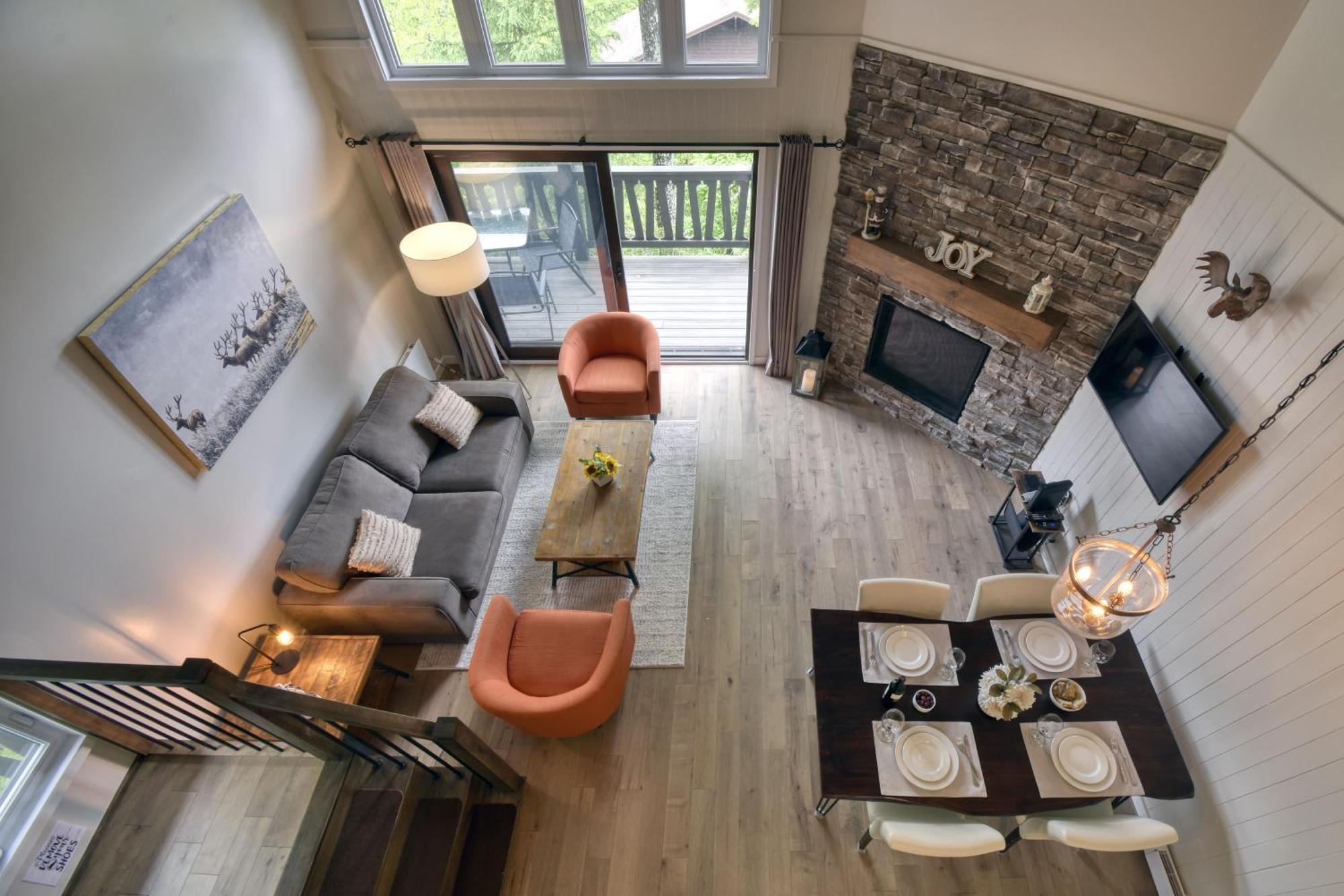 Stunning Condo - View On Lake Tremblant & Mountain Mont-Tremblant Ngoại thất bức ảnh